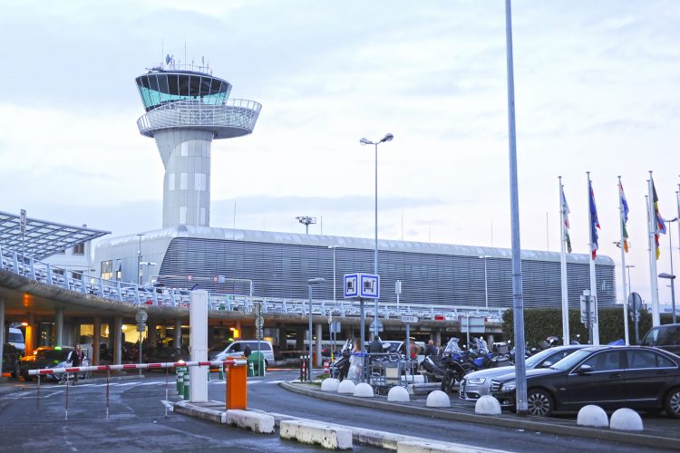 Flughafen Bordeaux Merignac 